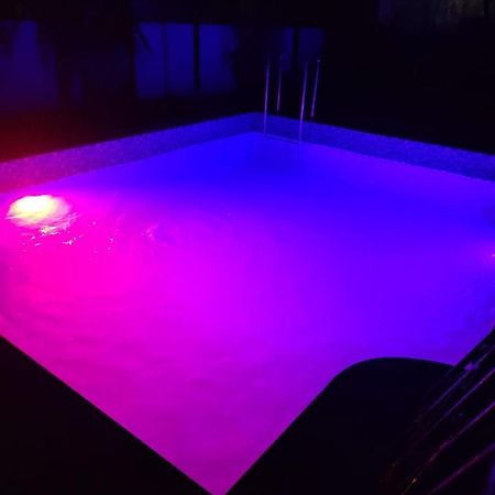 The Perfect Stays- Lal Mahal Villa With Disco Pool ロナバラ エクステリア 写真